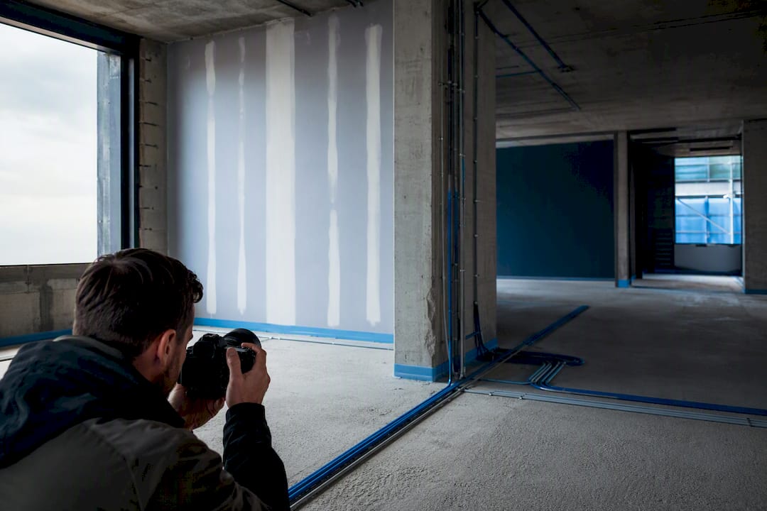 Ohne Zusatzarbeit: Bauleiter dokumentieren Baustellenfotos rechtssicher